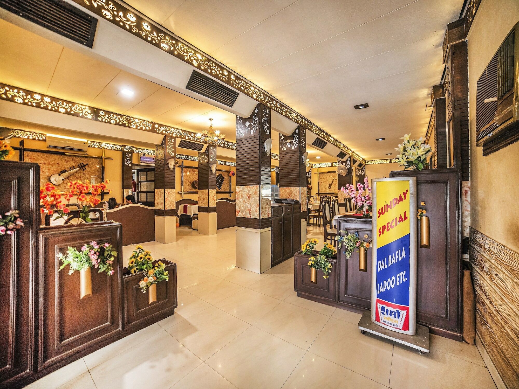 Fabhotel Santoor Geeta Bhawan Square Ιντόρ Εξωτερικό φωτογραφία