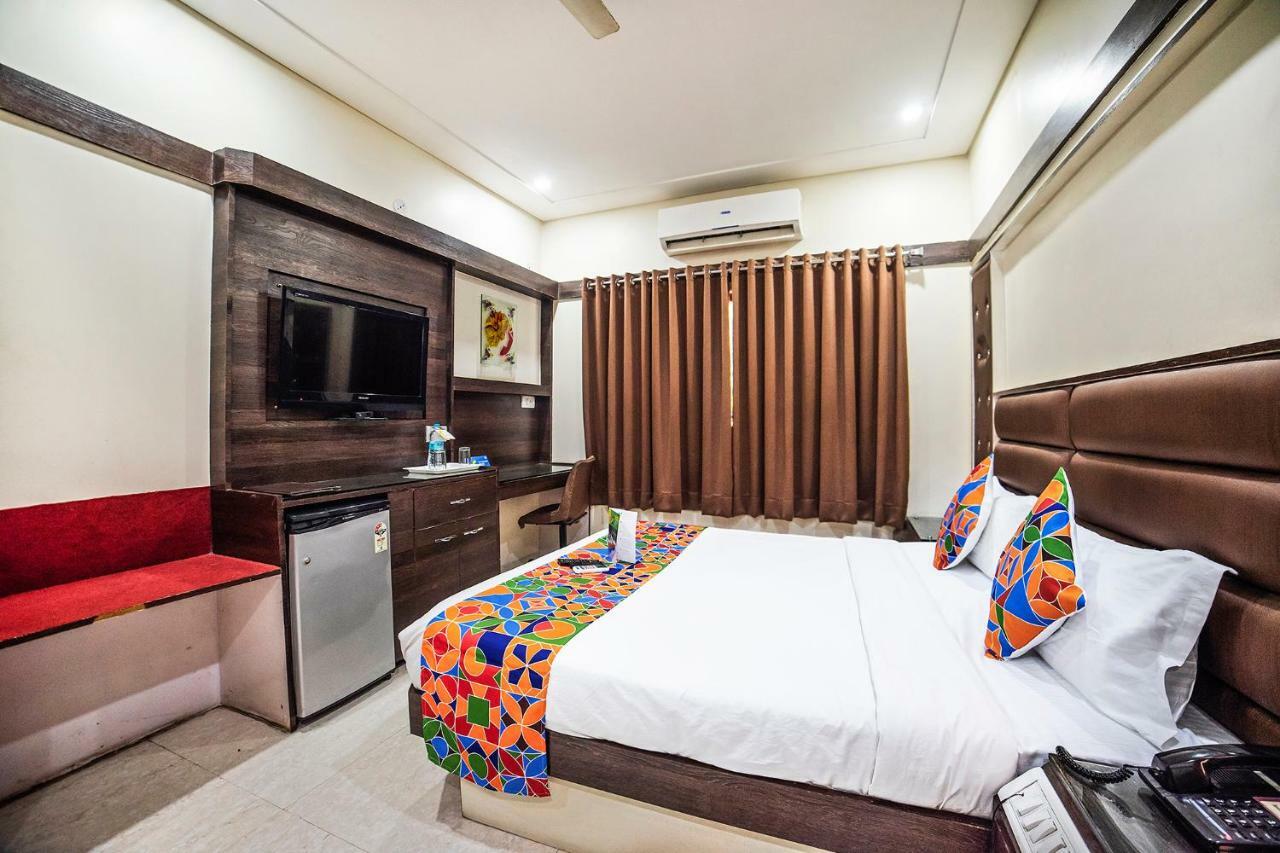 Fabhotel Santoor Geeta Bhawan Square Ιντόρ Εξωτερικό φωτογραφία