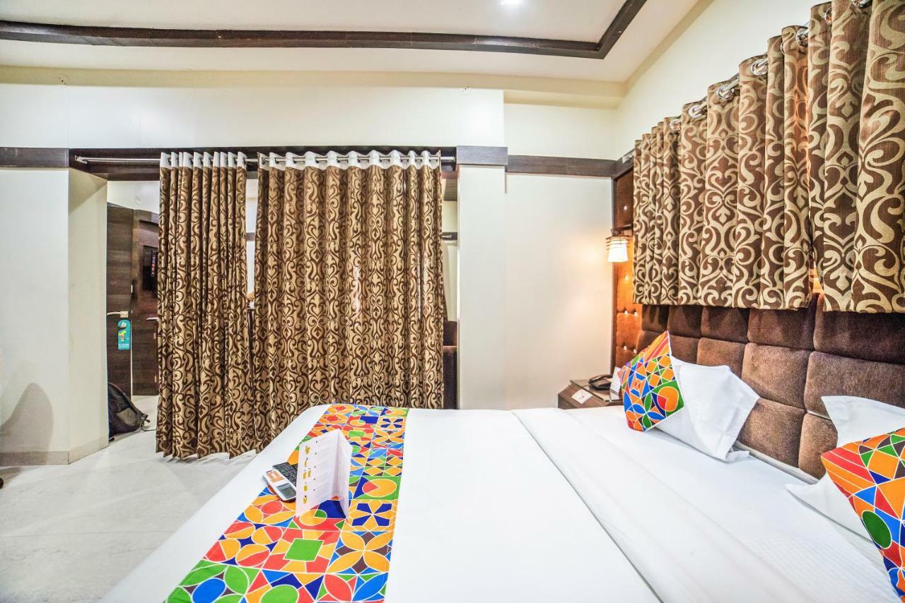 Fabhotel Santoor Geeta Bhawan Square Ιντόρ Εξωτερικό φωτογραφία